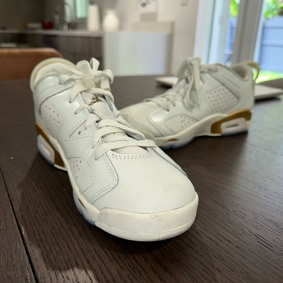 Jordan 6 Retro Low- Chinese new year edition - Picture 2 of 3